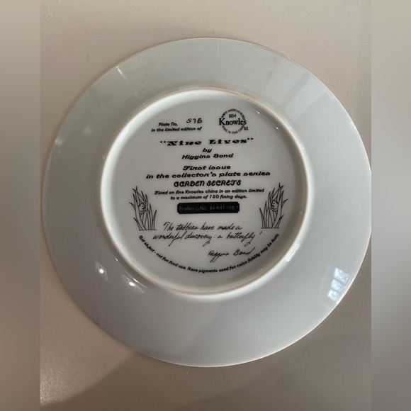 TWO Vintage Cat Collector Plates - Picture 6 of 6